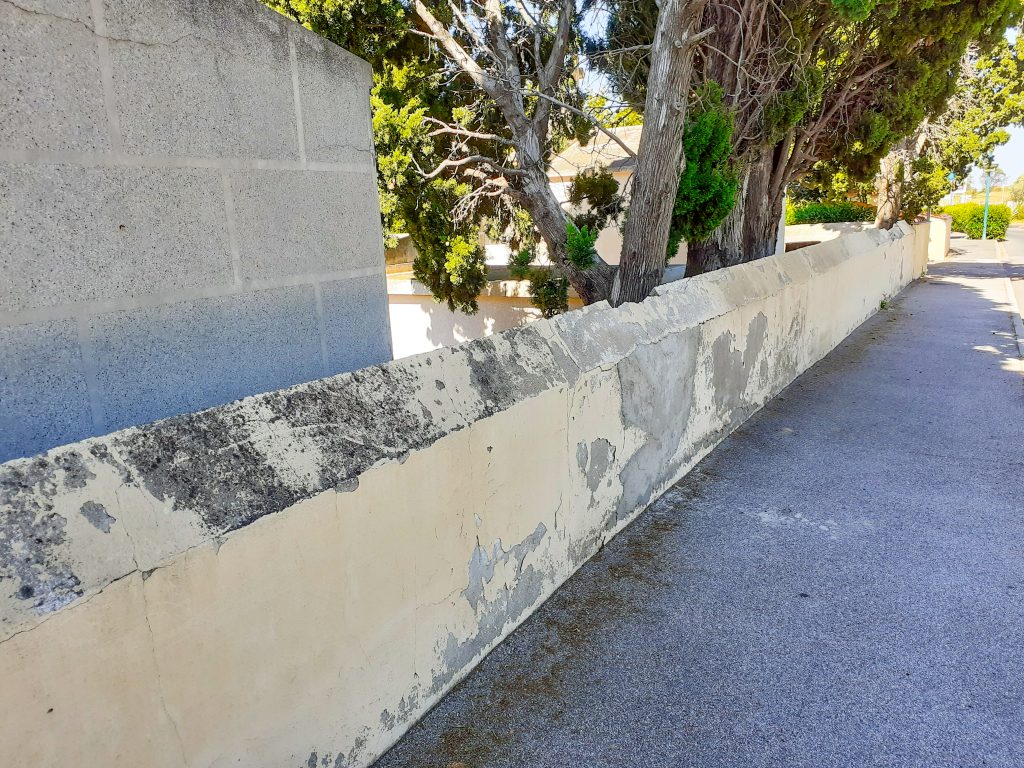 Mur du cimetière de Peyrestortes à rénover